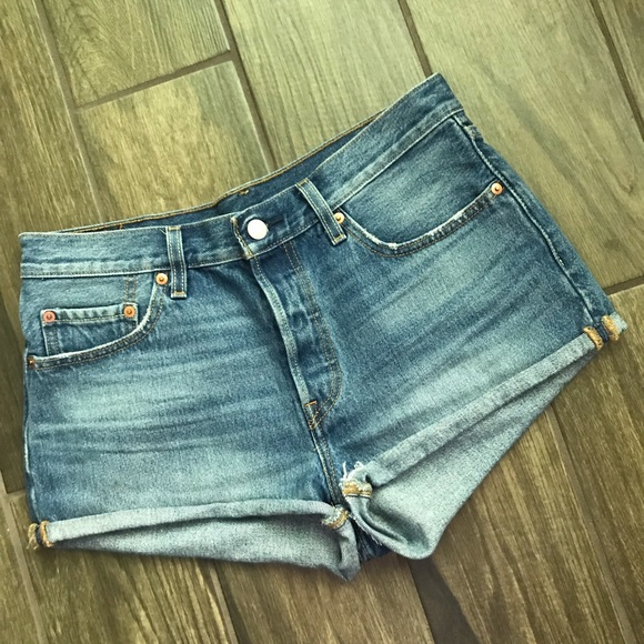 Levi's Pants - Levi Strauss 501 High Waisted Cut Off Shorts Sz 28